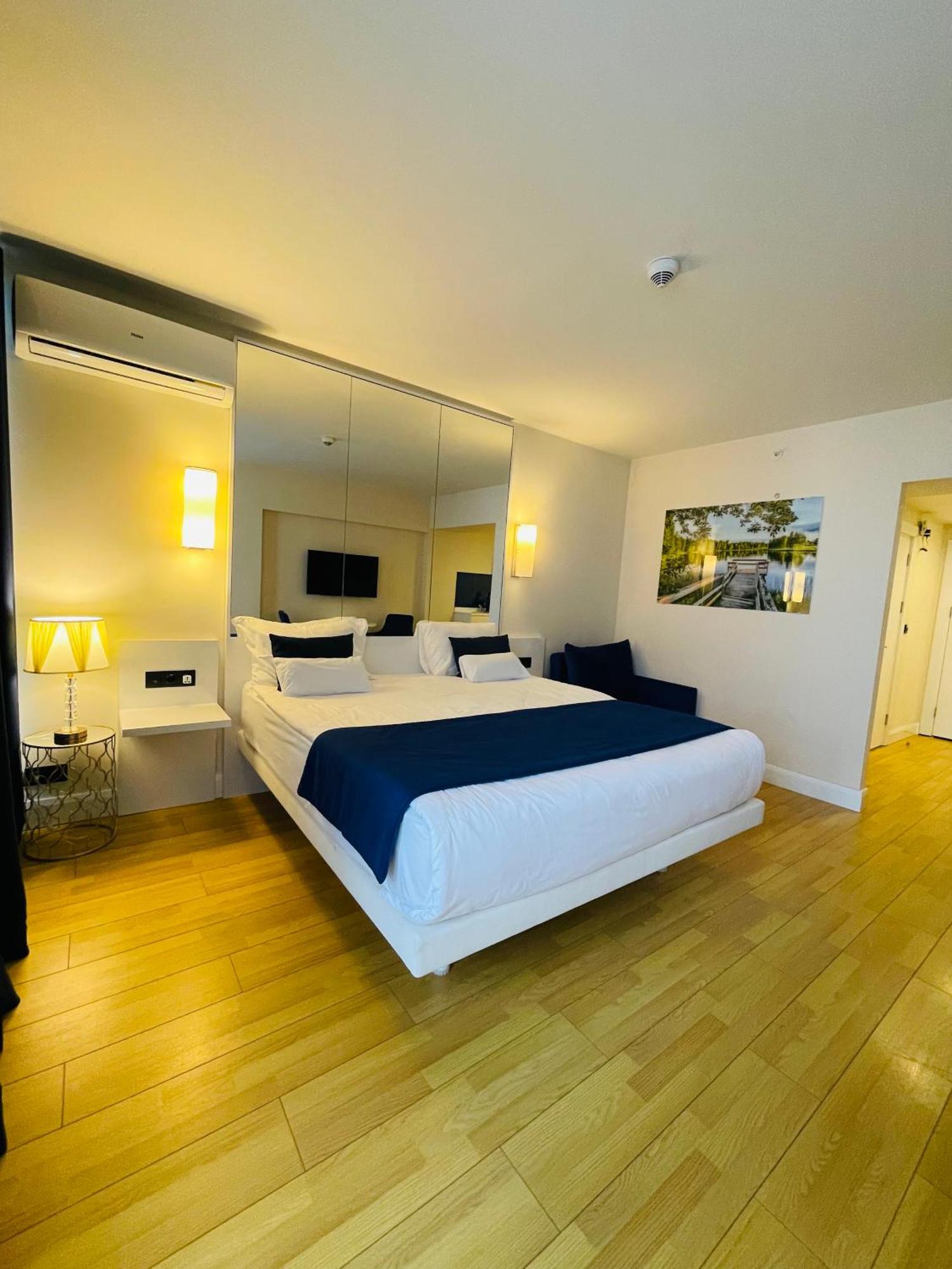 Отель Batumi Floor40 Экстерьер фото
