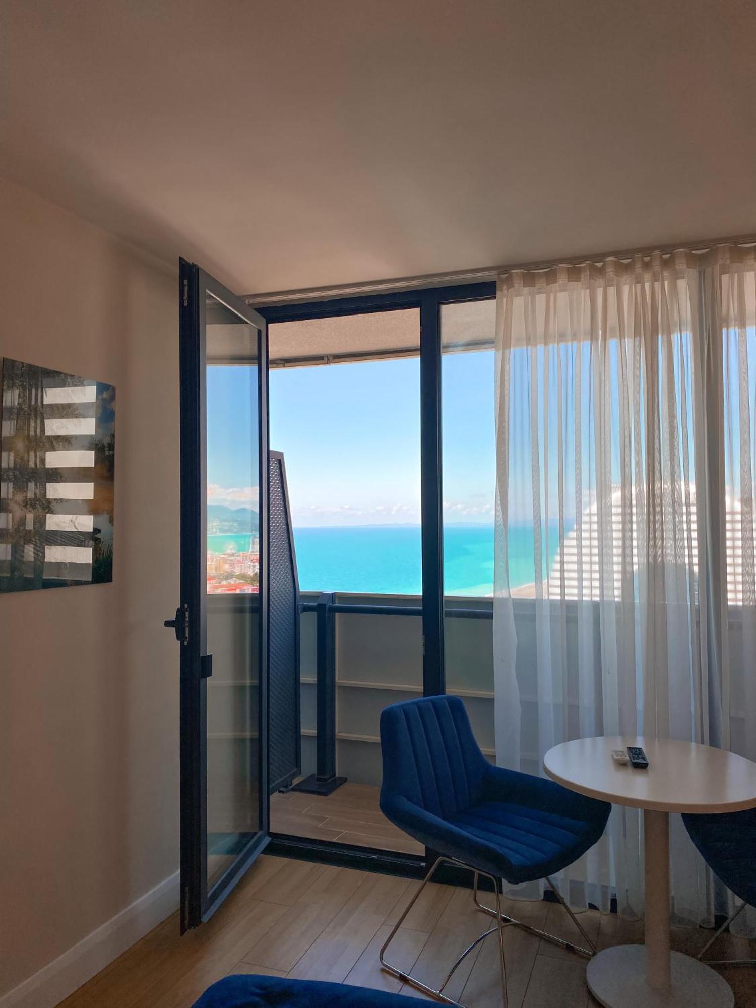 Отель Batumi Floor40 Экстерьер фото